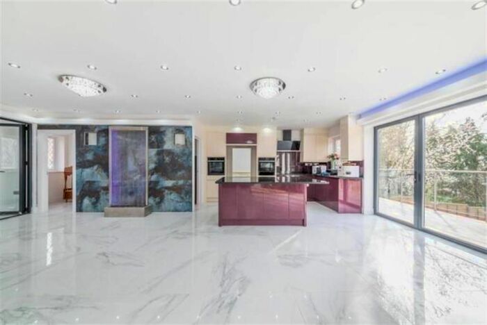 4 Bedroom Property To Rent In Barnway, Wembley, Middlesex, HA9