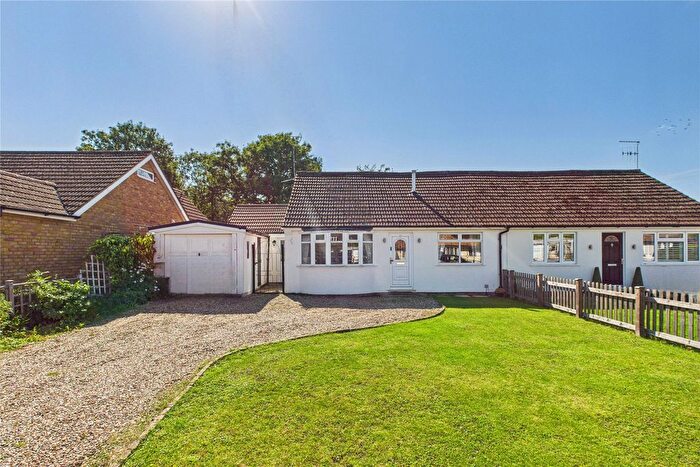 2 Bedroom Bungalow For Sale In Manor Grove, Fifield, Maidenhead, Berkshire, SL6