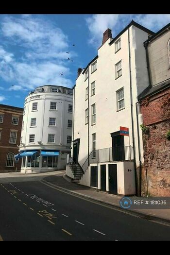 2 Bedroom Flat To Rent In Easton Buildings, Exeter, EX4