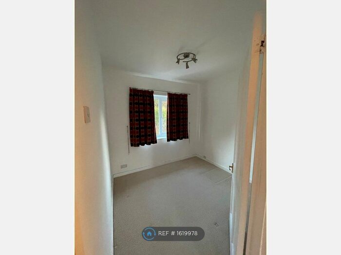 3 Bedroom Terraced House To Rent In Burnel Road, Birmingham, B29