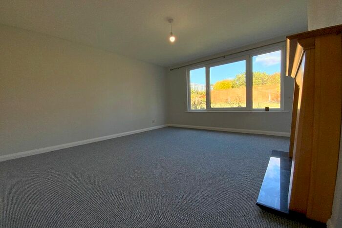 3 Bedroom Bungalow To Rent In Grenville Drive, Tavistock, PL19