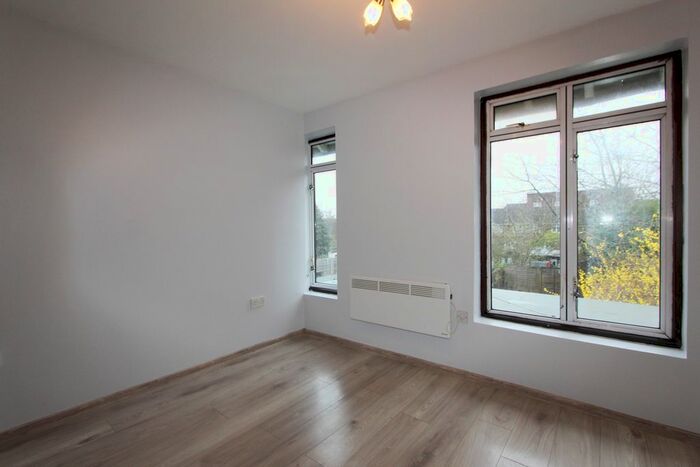 Studio To Rent In Pembroke Road, London, HA9