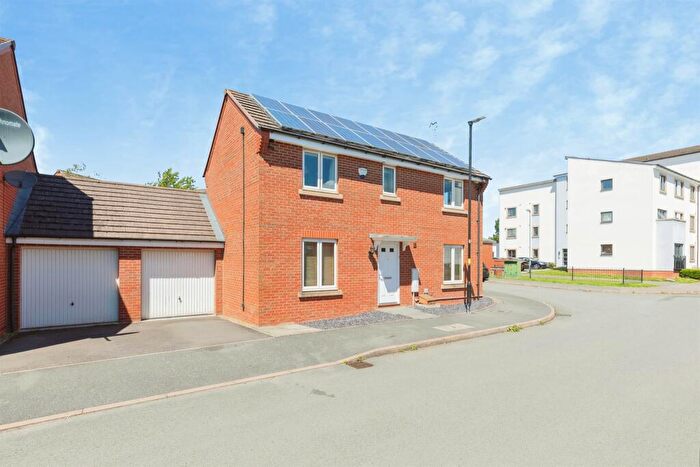 3 Bedroom Detached House For Sale In Grenadier Drive, Coventry, CV3