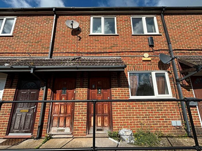 1 Bedroom Flat To Rent In St Francis Close, Strood, ME2