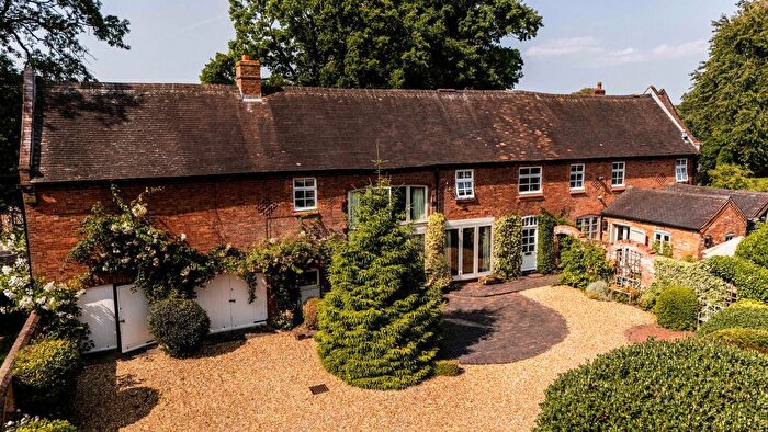 4 Bedroom Detached House For Sale In Wall House Barn, Green Lane, Wall, WS14