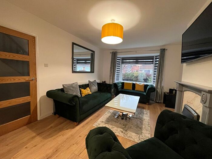 3 Bedroom Semi Detached House For Sale In High Meadow, South Shields, Tyne And Wear, NE34