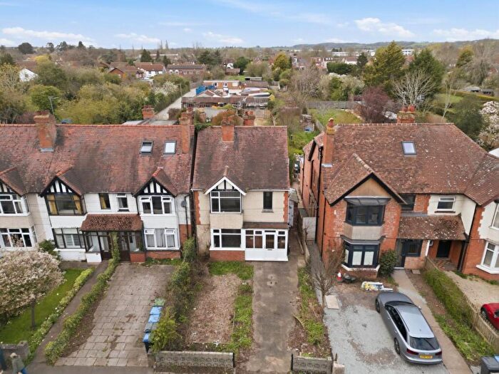 4 Bedroom Detached House For Sale In Evesham Road, Stratford-upon-Avon, CV37