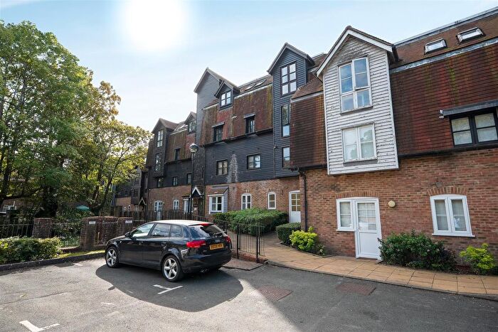 2 Bedroom Flat To Rent In Waterford House, Thorney Mill Road, West Drayton, UB7