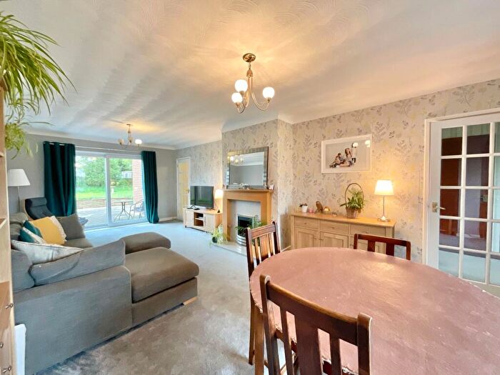 4 Bedroom Semi-Detached House For Sale In Greenfield Road, Stafford, ST17