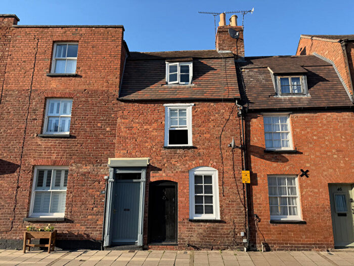 2 Bedroom Terraced House For Sale In Barton Street, Tewkesbury, GL20
