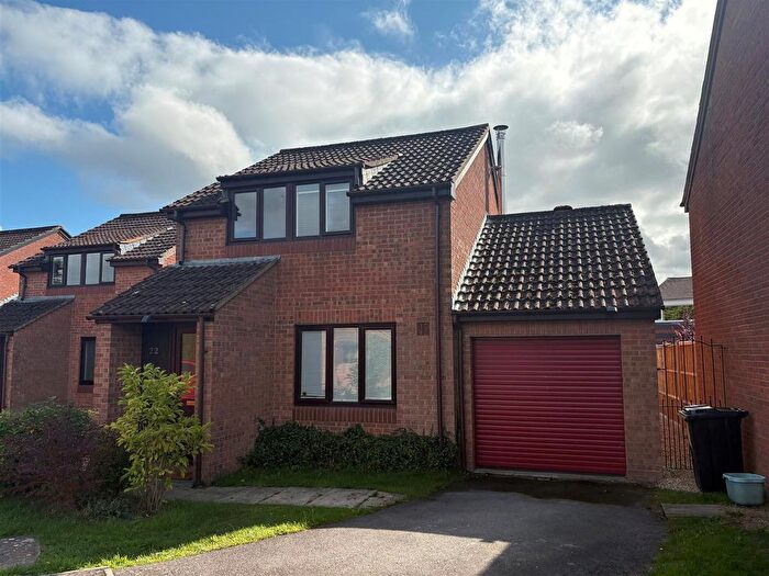 3 Bedroom Detached House To Rent In Danehurst Place, Andover, SP10