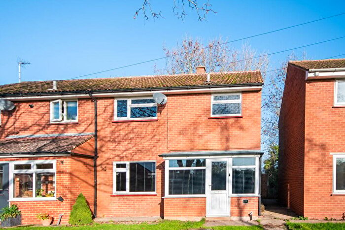 3 Bedroom Semi Detached House For Sale In Habblesthorpe Close, Habblesthorpe, Retford, DN22