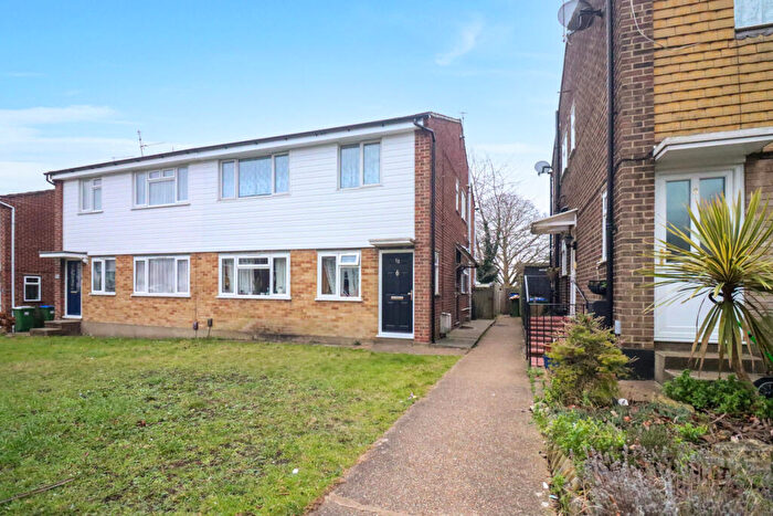 2 Bedroom Maisonette To Rent In Milford Close, Abbey Wood, SE2