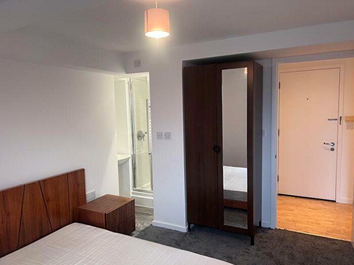 2 Bedroom Apartment To Rent In Saxton, Leeds City Centre, LS9