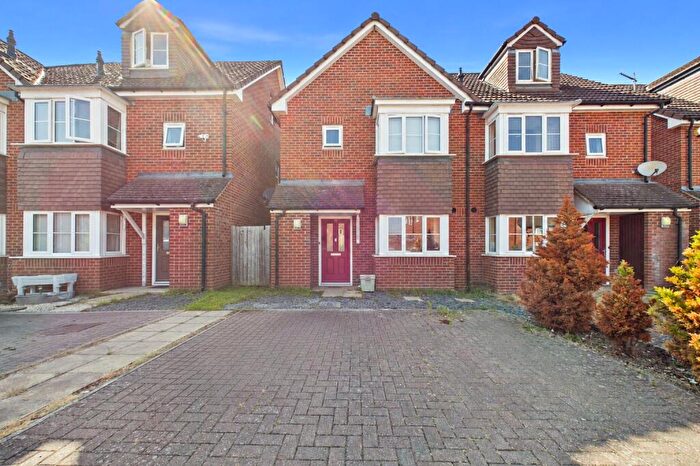 2 Bedroom Semi-Detached House For Sale In Play Platt, Theale, Reading, Berkshire, RG7