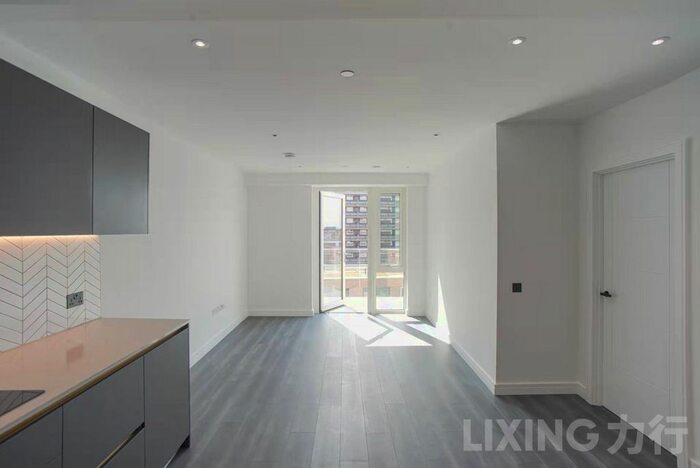 2 Bedroom Flat To Rent In Sovereign Court, London, W6