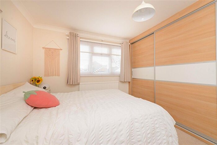 3 Bedroom Semi-Detached House For Sale In Trevino Drive, Chatham, Kent, ME5