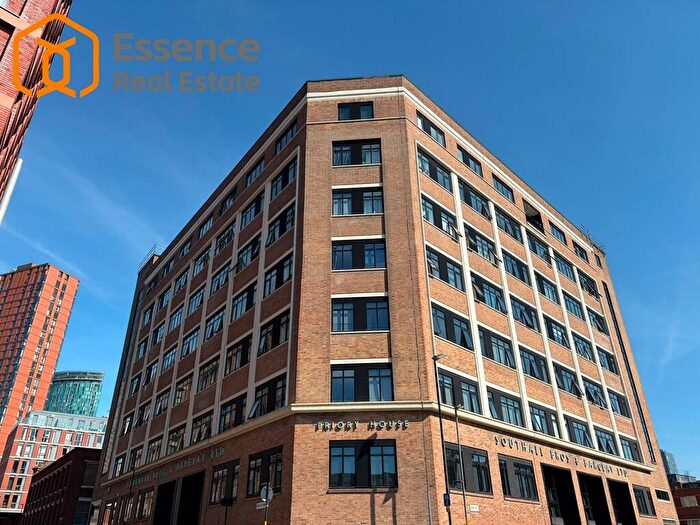 3 Bedroom Penthouse For Sale In Priory House, Chinatown, B5