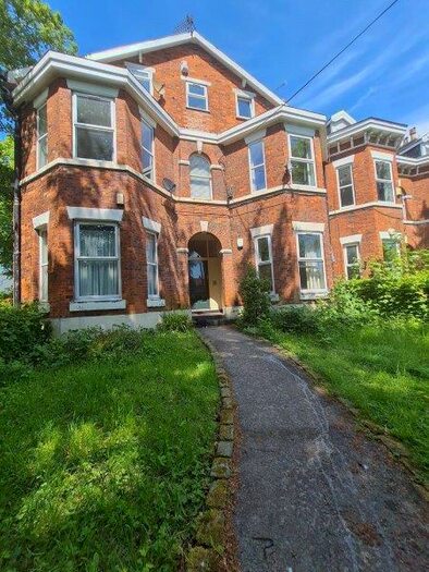 2 Bedroom Flat To Rent In Ladybarn Road, Manchester, Greater Manchester, M14