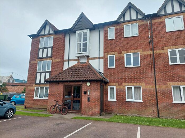 1 Bedroom Apartment For Sale In Mill Close, Wisbech, ., PE13
