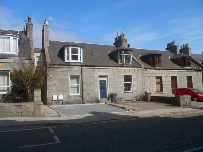 1 Bedroom Flat To Rent In George Street, Aberdeen, AB25