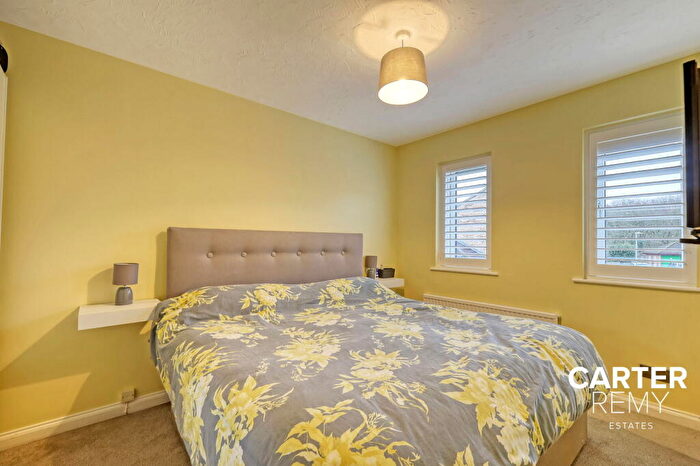 3 Bedroom Semi-Detached House For Sale In Wood Green, Basildon, SS13