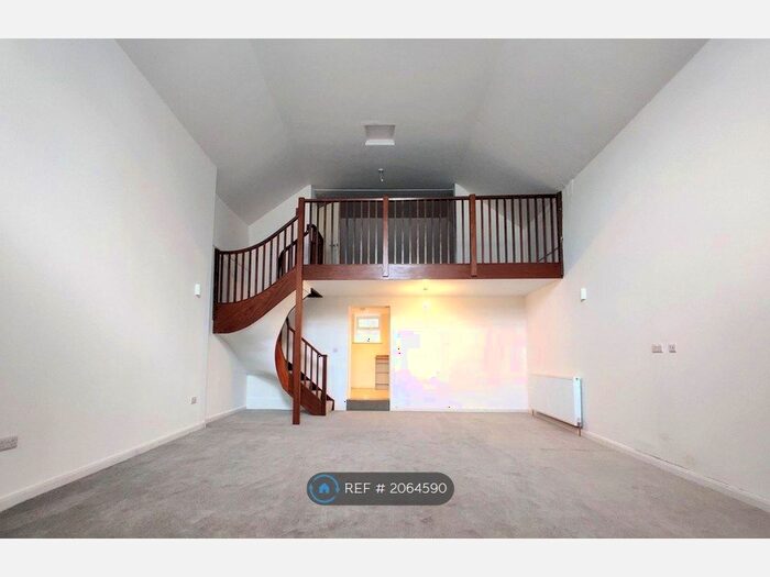 2 Bedroom Flat To Rent In St Marys Street, Truro, TR1