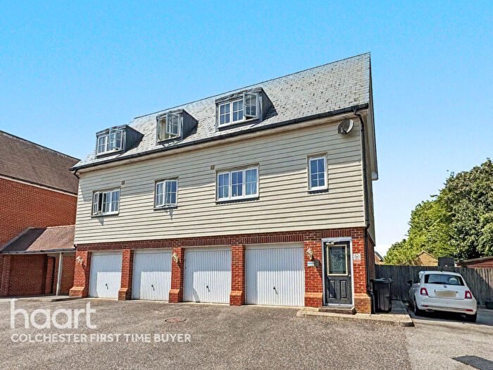 2 Bedroom Apartment For Sale In Weetmans Drive, Colchester, CO4
