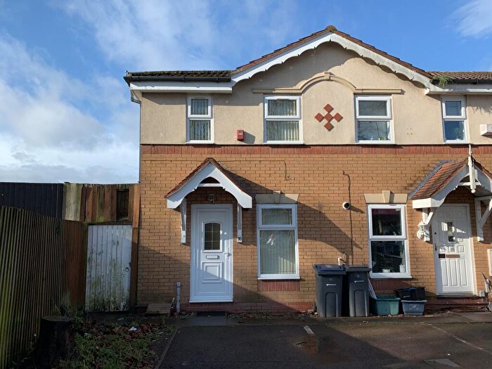 2 Bedroom House To Rent In Broadway Avenue, B9