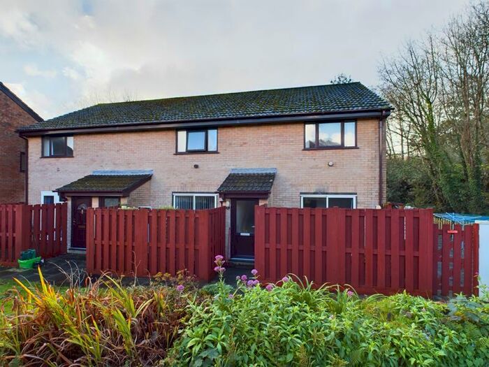 1 Bedroom Flat To Rent In Conway Gardens, Falmouth, TR11