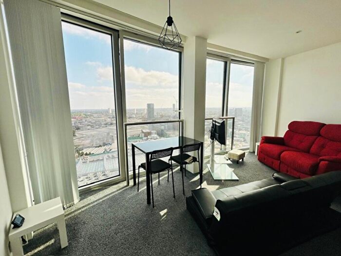 Studio To Rent In New Street, Birmingham, B2