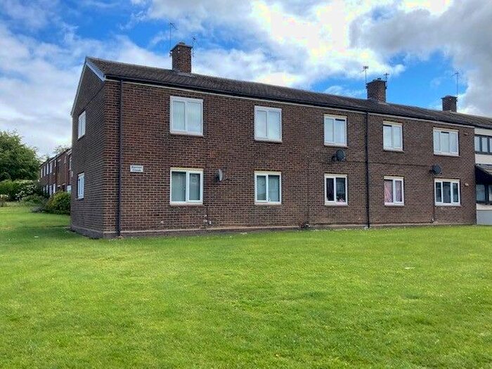 2 Bedroom Flat To Rent In Benton Close, Willenhall, WV12