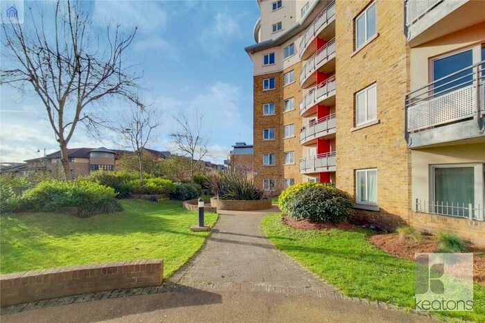 2 Bedroom Flat To Rent In John Bell Tower West, Pancras Way, London, E3