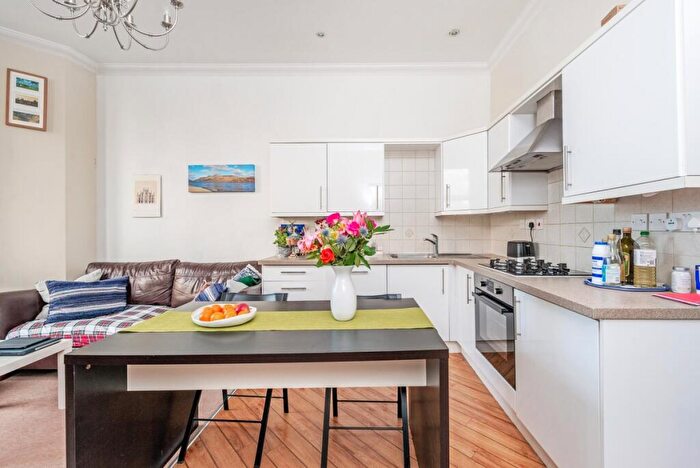 1 Bedroom Apartment To Rent In Finborough Road London, SW10