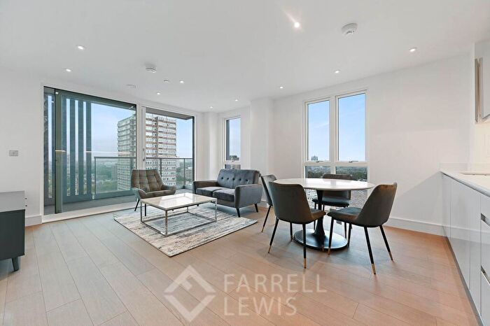 2 Bedroom Apartment To Rent In York Road, Battersea, SW11