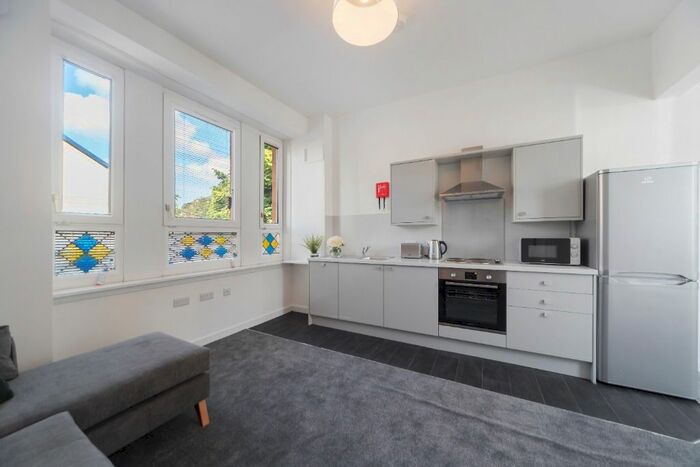 2 Bedroom Flat To Rent In Blackie Street, Yorkhill, Glasgow, G3