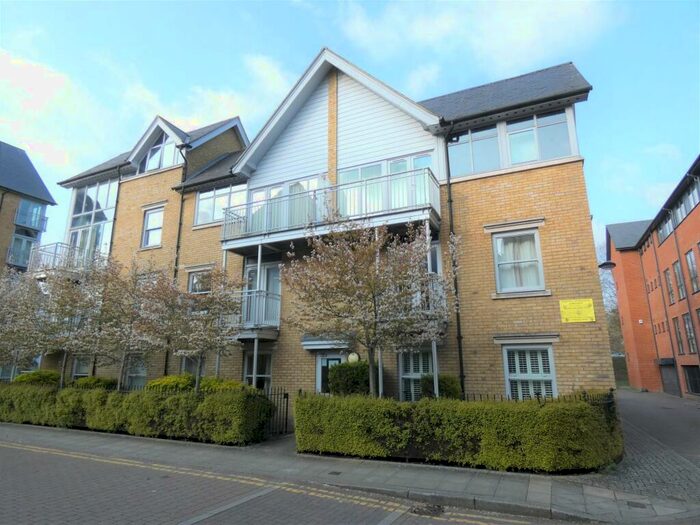 1 Bedroom Apartment To Rent In Bingley Court, Canterbury, CT1