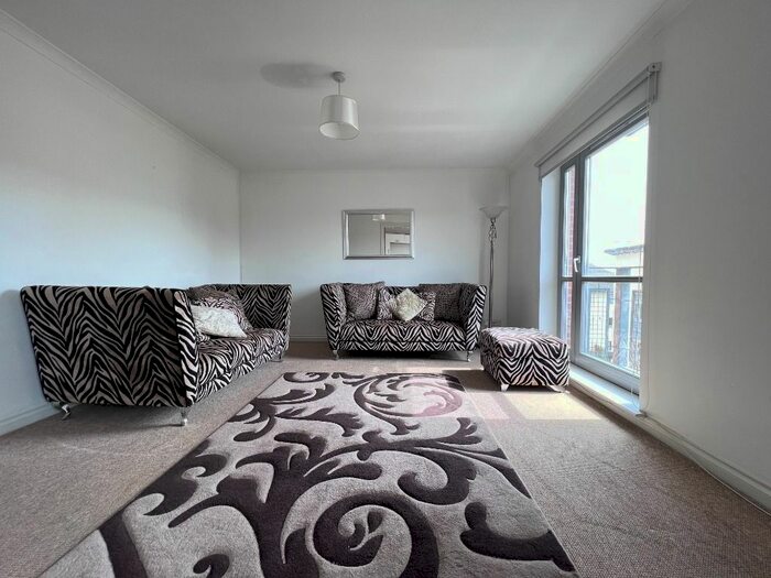 2 Bedroom Flat To Rent In South Victoria Dock Road (Sgl), City Quay, Dundee, DD1