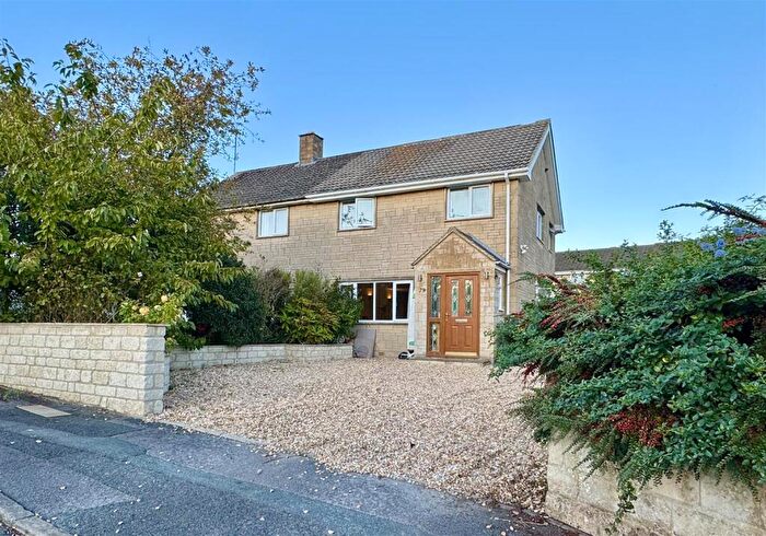 3 Bedroom Semi-Detached House For Sale In Queen Elizabeth Road, Cirencester, GL7