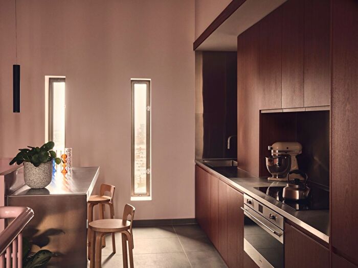 1 Bedroom Flat To Rent In Balfron Tower, St Leonards Road, London, E14