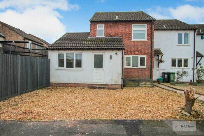 3 Bedroom House To Rent In Sandringham Road, Stoke Gifford, Bristol, BS34
