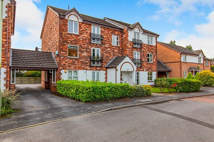 2 Bedroom Flat To Rent In Marske Grove, Darlington, County Durham, DL3