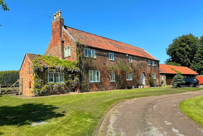 5 Bedroom Detached House For Sale In Wold Road, Barrow-Upon-Humber, DN19