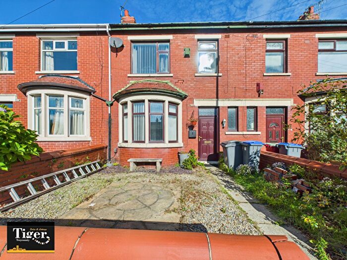 3 Bedroom Terraced House For Sale In St Ives Avenue, Blackpool, FY1