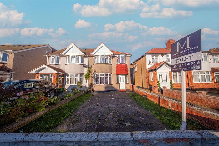 3 Bedroom Semi-Detached House To Rent In Wentworth Crescent, Hayes, UB3