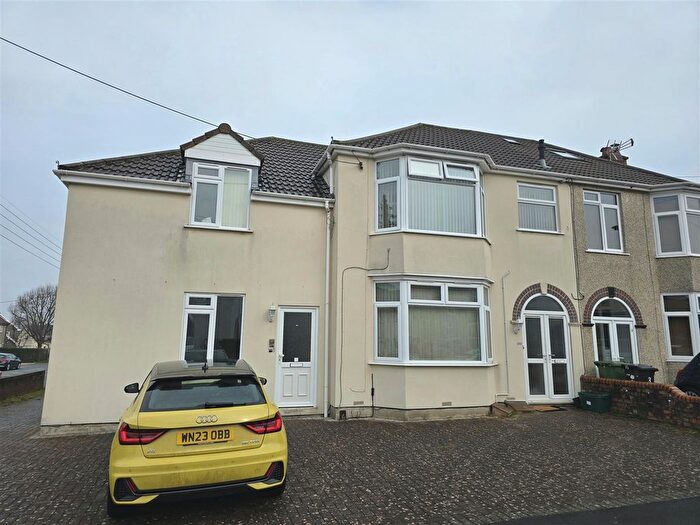 1 Bedroom Flat To Rent In Jubilee Crescent, Mangotsfield, Bristol, BS16