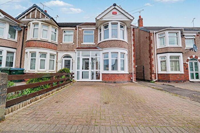 4 Bedroom End Of Terrace House For Sale In Wyken Way, Coventry, CV2