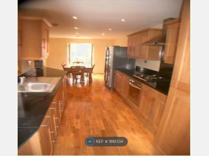 7 Bedroom Terraced House To Rent In Shortridge Terrace, Newcastle Upon Tyne, NE2
