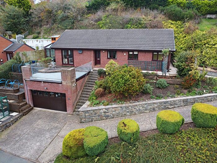 3 Bedroom Bungalow For Sale In Hillside Avenue, Newtown, Powys, SY16
