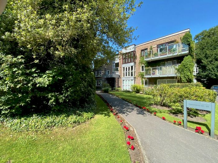 2 Bedroom Flat To Rent In Langham Court, Mersey Road, Manchester, Greater Manchester, M20